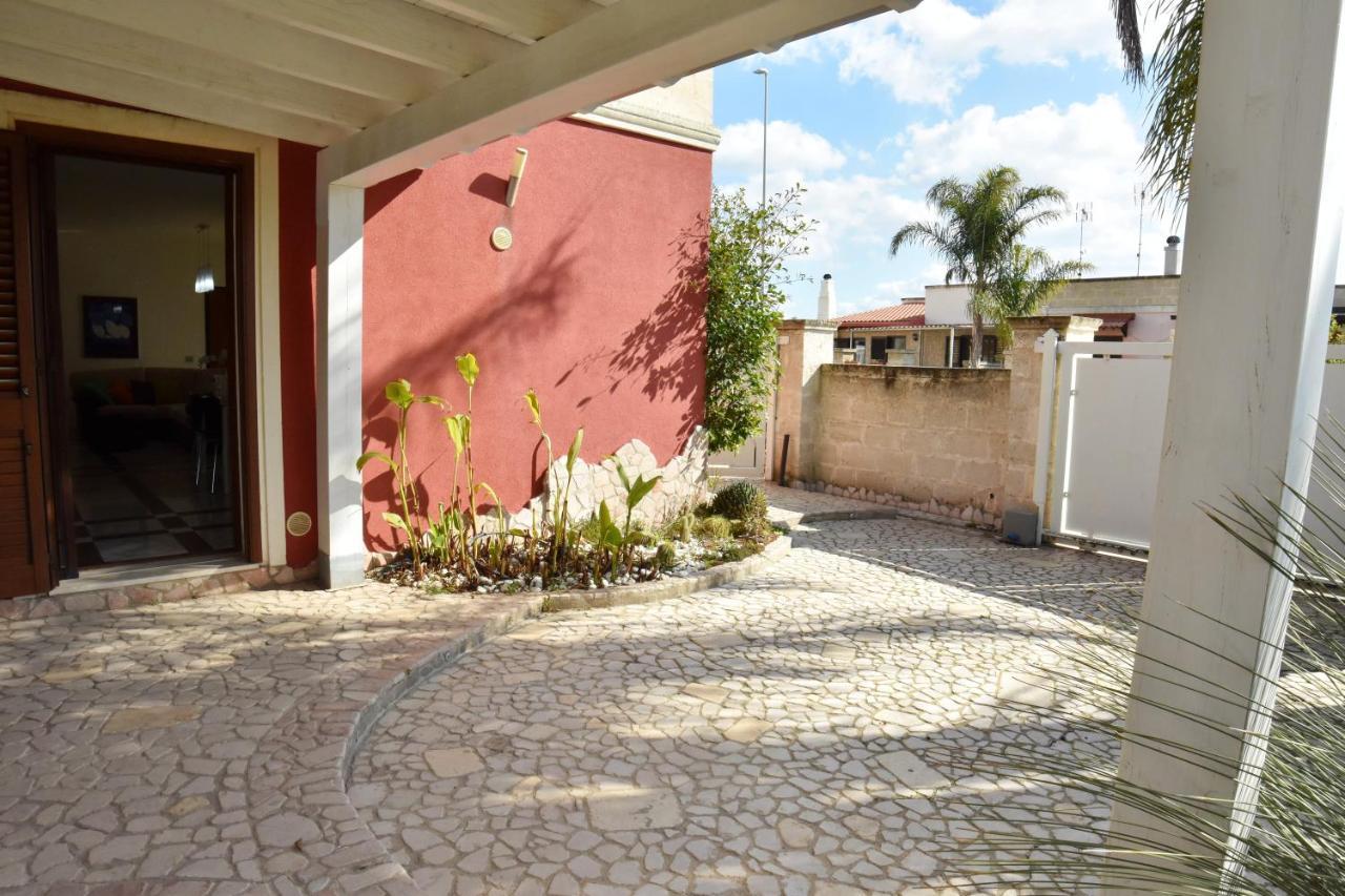 Toto Residence Torre Lapillo Exterior foto