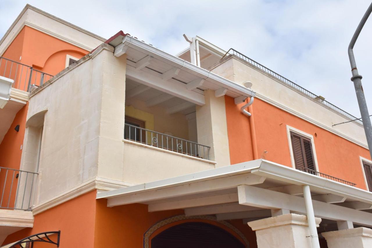 Toto Residence Torre Lapillo Exterior foto